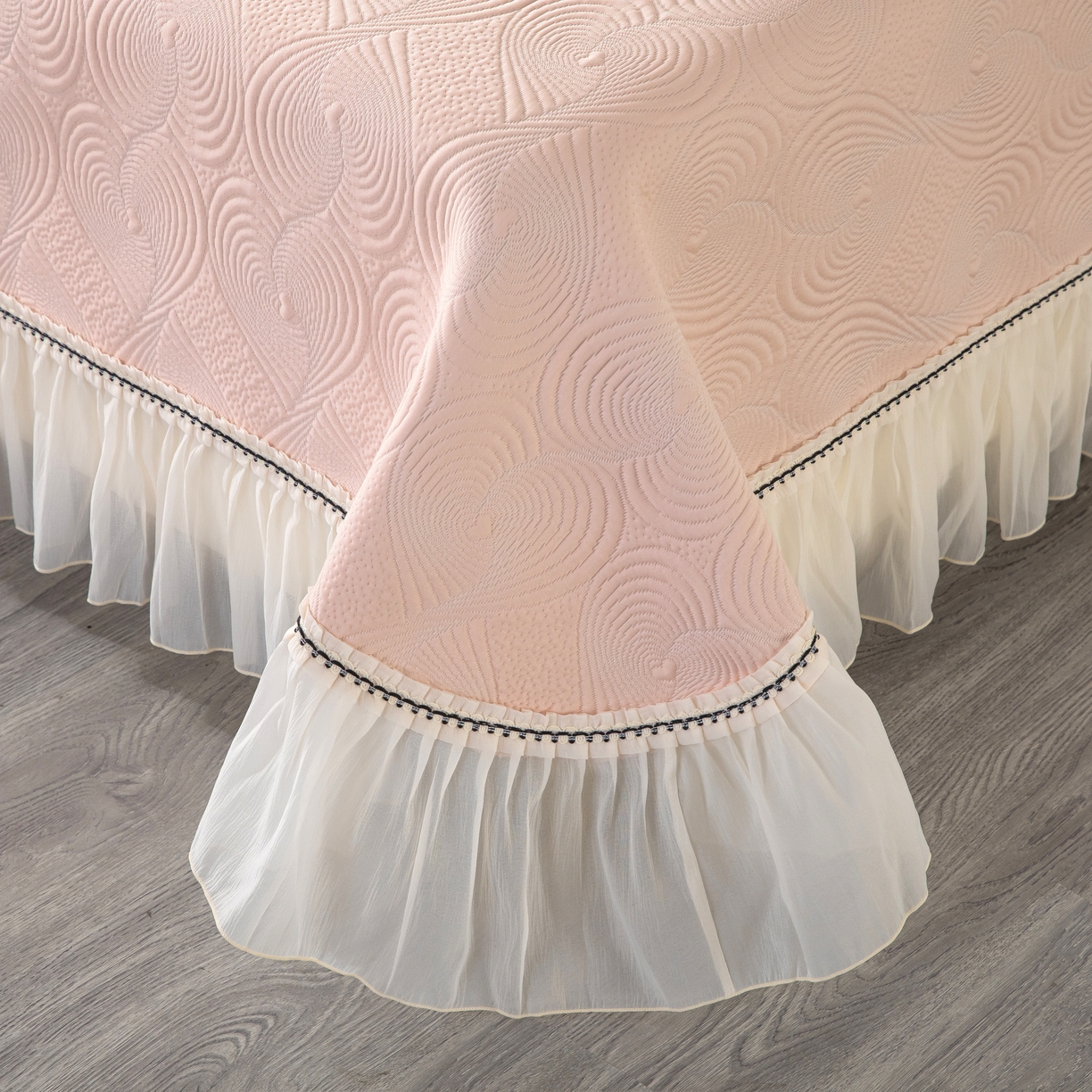 91家纺网 家纺一手货源 找家纺 木兰花 2026新款凉豆豆款PE高分子复合凉感席床盖款凉席三件套-控价228 天鹅之恋-樱花粉