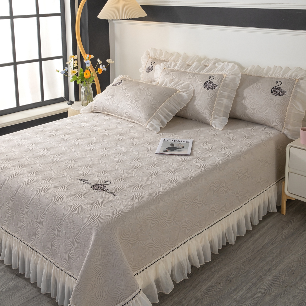 91家纺网 家纺一手货源 找家纺 木兰花 2026新款凉豆豆款PE高分子复合凉感席床盖款凉席三件套-控价228 天鹅之恋-云灰