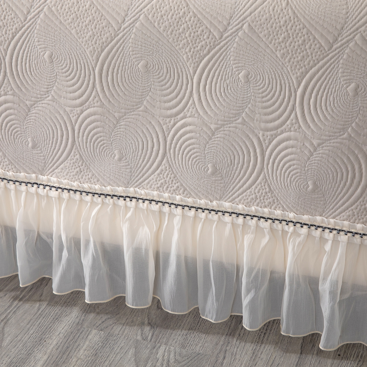 91家纺网 家纺一手货源 找家纺 木兰花 2026新款凉豆豆款PE高分子复合凉感席床盖款凉席三件套-控价228 天鹅之恋-云灰