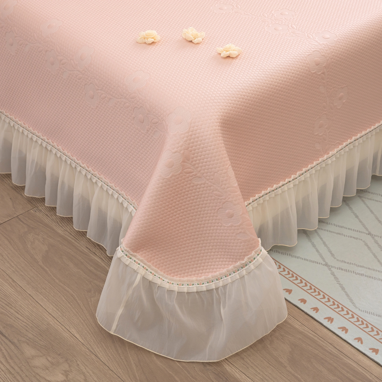 91家纺网 家纺一手货源 找家纺 （总）木兰花 2026新款凉豆豆款PE高分子复合凉感席床盖款凉席三件套-朝花夕拾（可配同色系夏被）控价218