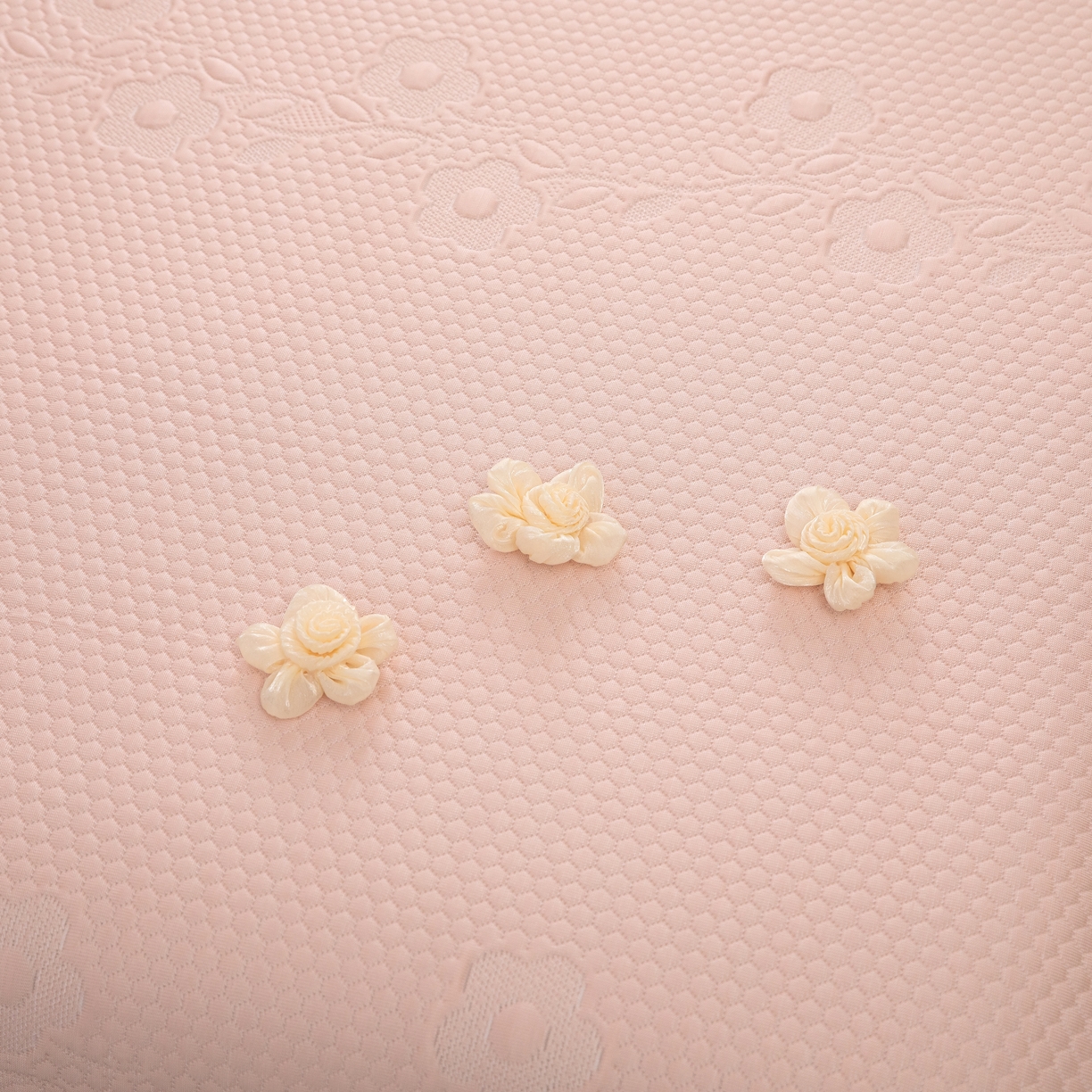 91家纺网 家纺一手货源 找家纺 （总）木兰花 2026新款凉豆豆款PE高分子复合凉感席床盖款凉席三件套-朝花夕拾（可配同色系夏被）控价218