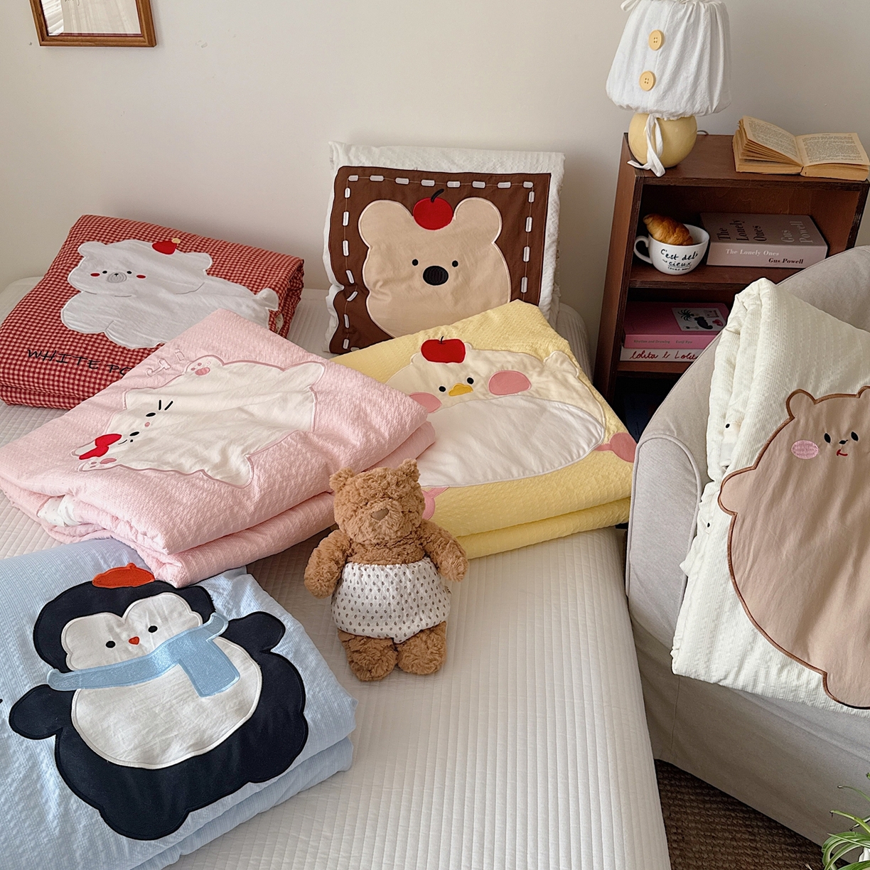 91家纺网 家纺一手货源 找家纺 （总）顾里家纺 2026新款复古甜心泡芙纱贴布绣夏被夏凉被空调被