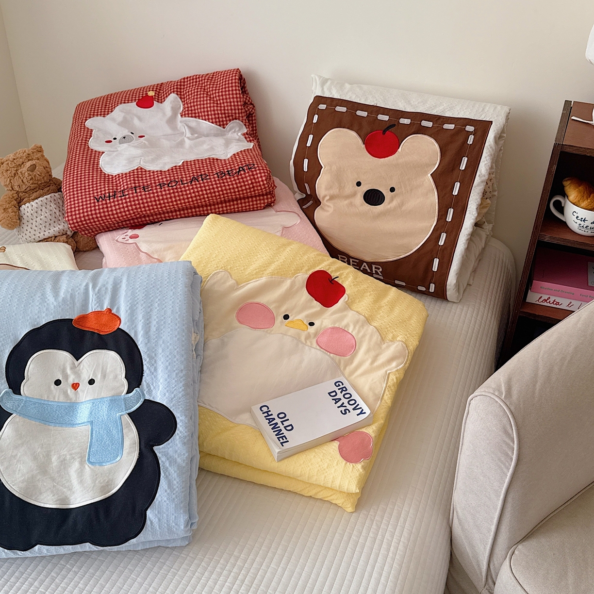 91家纺网 家纺一手货源 找家纺 （总）顾里家纺 2026新款复古甜心泡芙纱贴布绣夏被夏凉被空调被