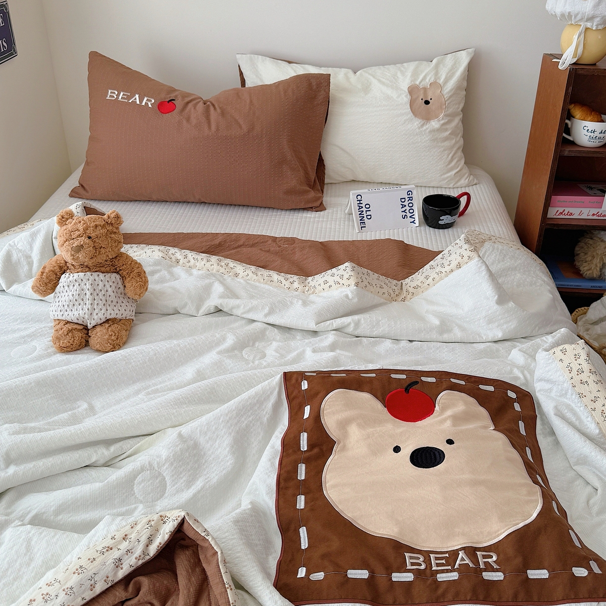 91家纺网 家纺一手货源 找家纺 （总）顾里家纺 2026新款复古甜心泡芙纱贴布绣夏被夏凉被空调被