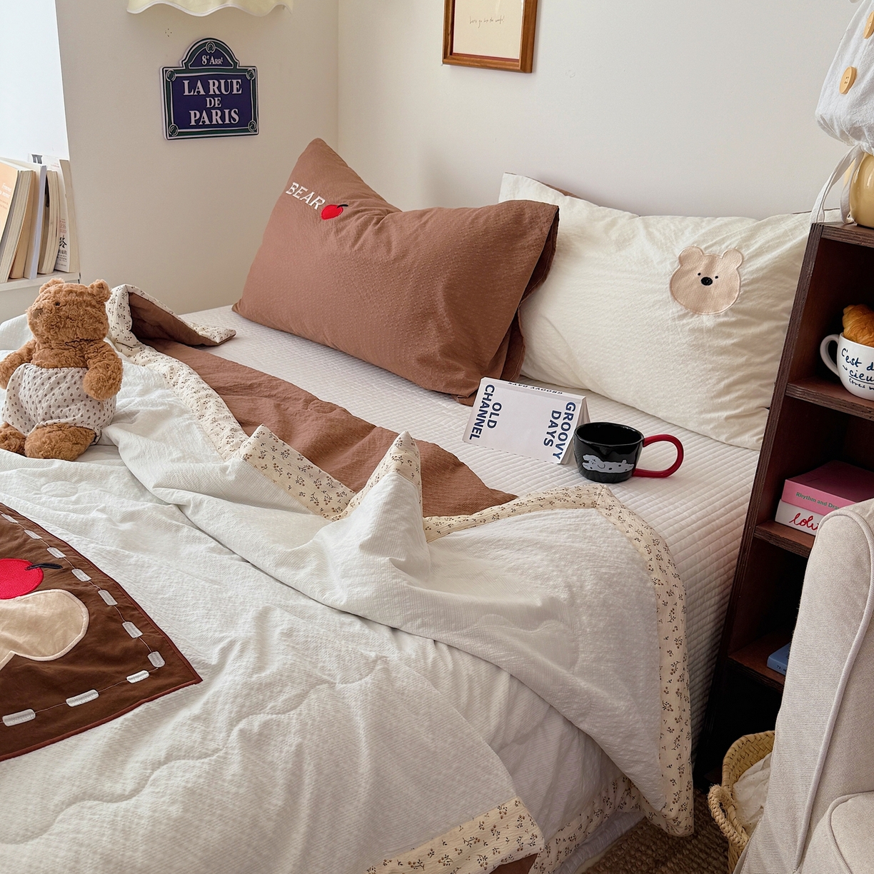 91家纺网 家纺一手货源 找家纺 顾里家纺 2026新款复古甜心泡芙纱贴布绣夏被夏凉被空调被 标签熊