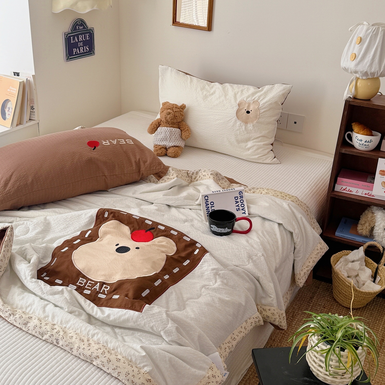 91家纺网 家纺一手货源 找家纺 顾里家纺 2026新款复古甜心泡芙纱贴布绣夏被夏凉被空调被 标签熊