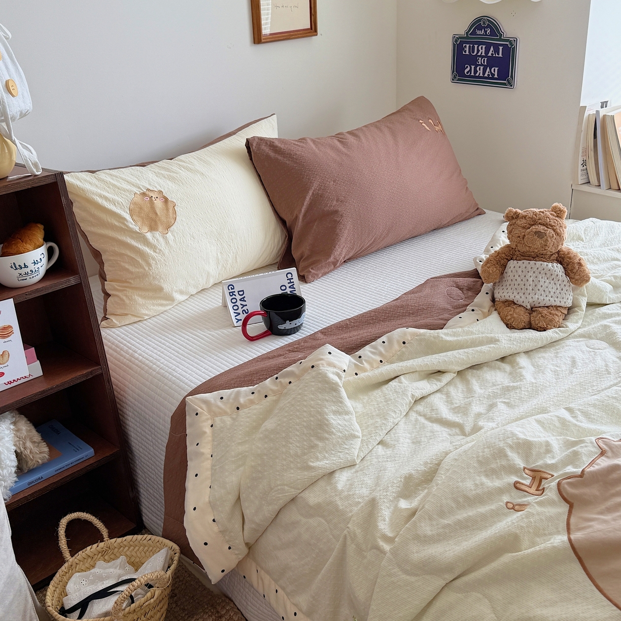 91家纺网 家纺一手货源 找家纺 顾里家纺 2026新款复古甜心泡芙纱贴布绣夏被夏凉被空调被 啵啵熊