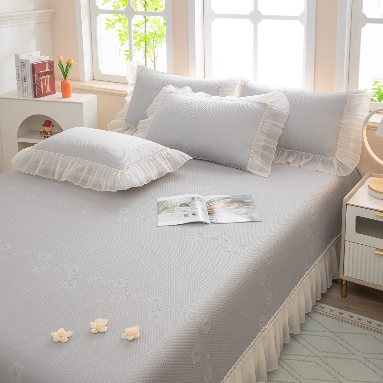 91家纺网 家纺一手货源 找家纺 木兰花 2026新款凉豆豆款PE高分子复合凉感席床盖款凉席三件套-朝花夕拾（可配同色系夏被）控价218 朝花夕拾-灰色