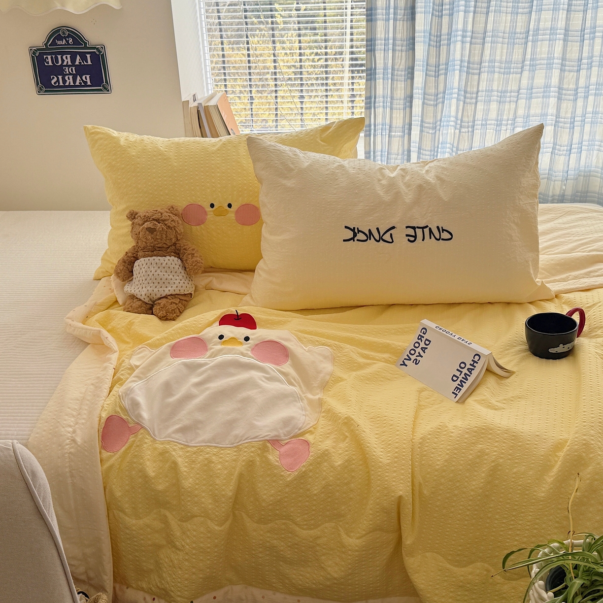 91家纺网 家纺一手货源 找家纺 顾里家纺 2026新款复古甜心泡芙纱贴布绣夏被夏凉被空调被 布丁鸡