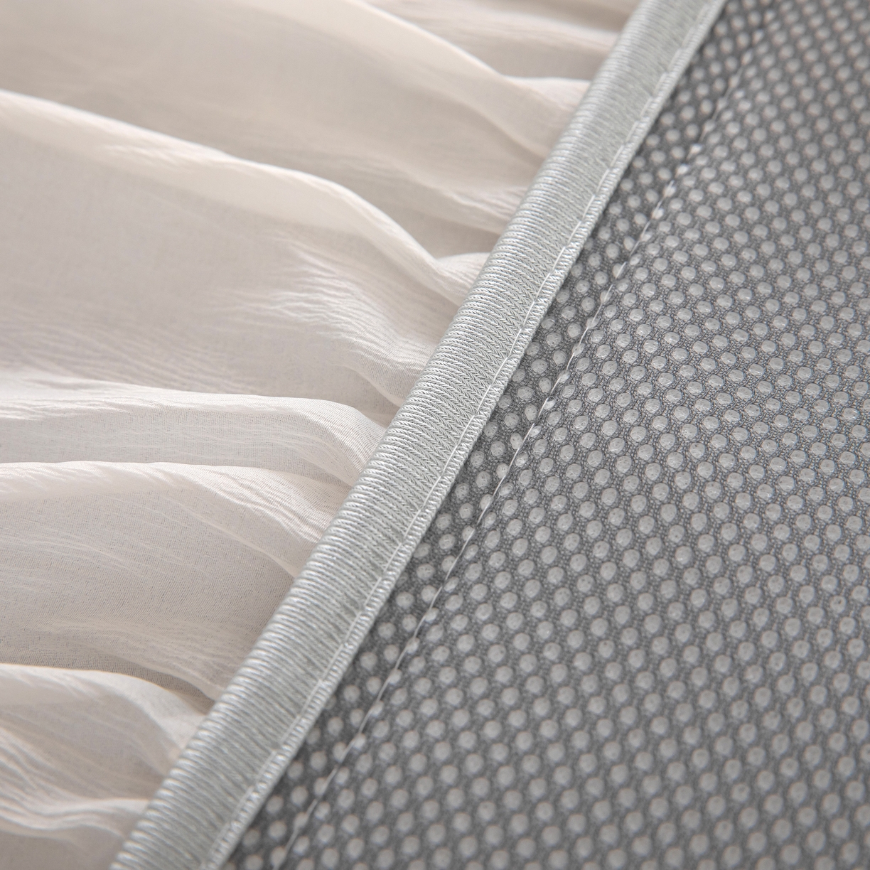 91家纺网 家纺一手货源 找家纺 木兰花 2026新款凉豆豆款PE高分子复合凉感席床盖款凉席三件套-朝花夕拾（可配同色系夏被）控价218 朝花夕拾-灰色