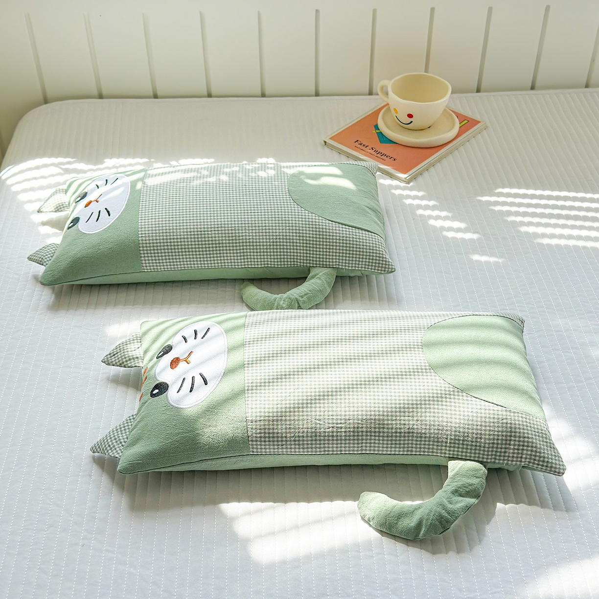 91家纺网 家纺一手货源 找家纺 梦叶草 2026新款全棉贴布绣荞麦枕 全棉贴布绣荞麦枕-猫咪