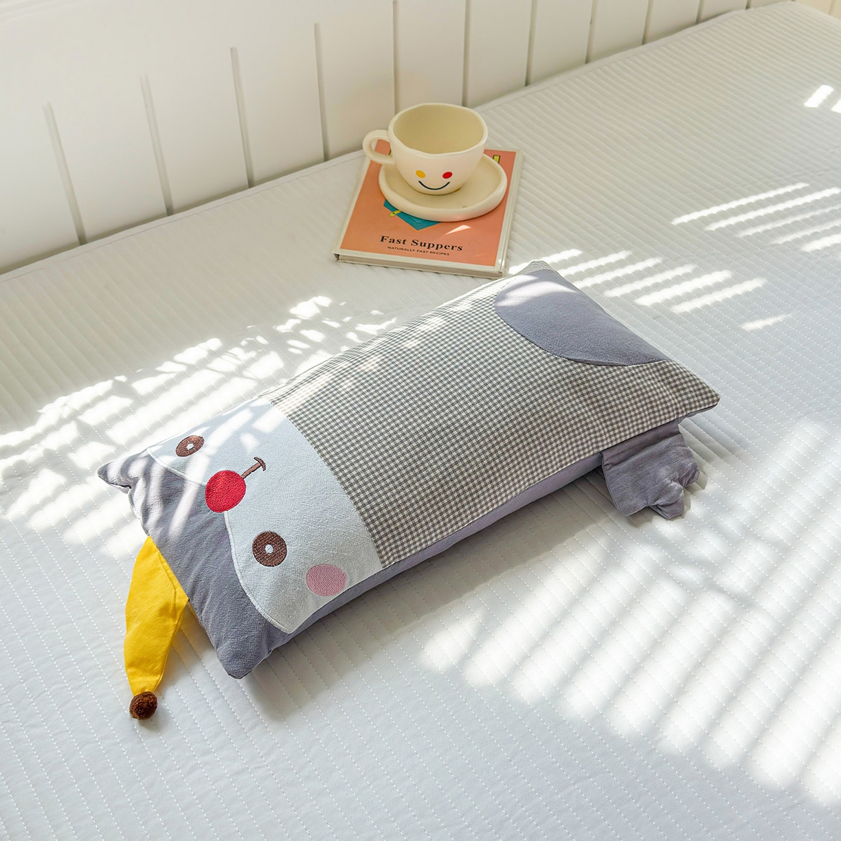 梦叶草 2026新款全棉贴布绣荞麦枕 全棉贴布绣荞麦枕-企鹅