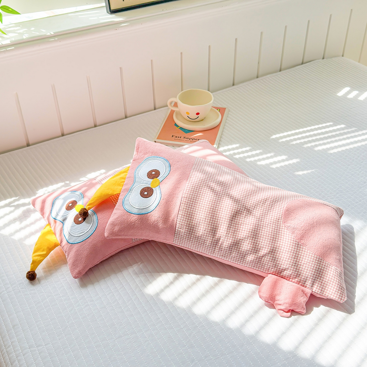 91家纺网 家纺一手货源 找家纺 梦叶草 2026新款全棉贴布绣荞麦枕 全棉贴布绣荞麦枕-猫头鹰