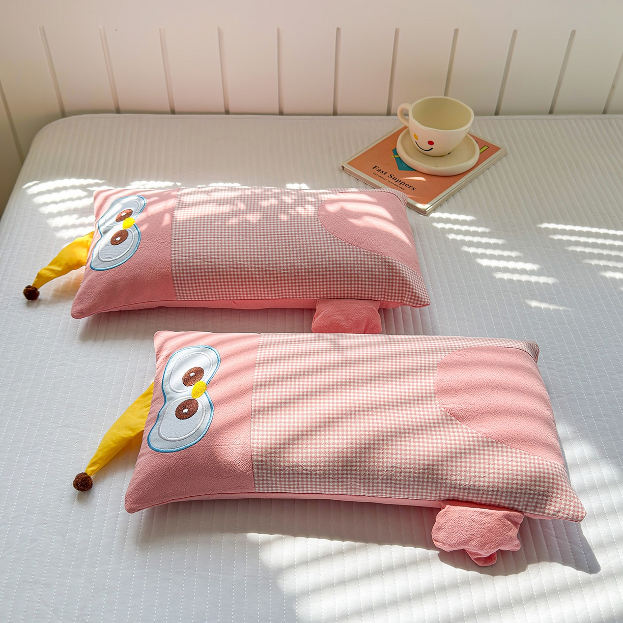 91家纺网 家纺一手货源 找家纺 梦叶草 2026新款全棉贴布绣荞麦枕 全棉贴布绣荞麦枕-猫头鹰