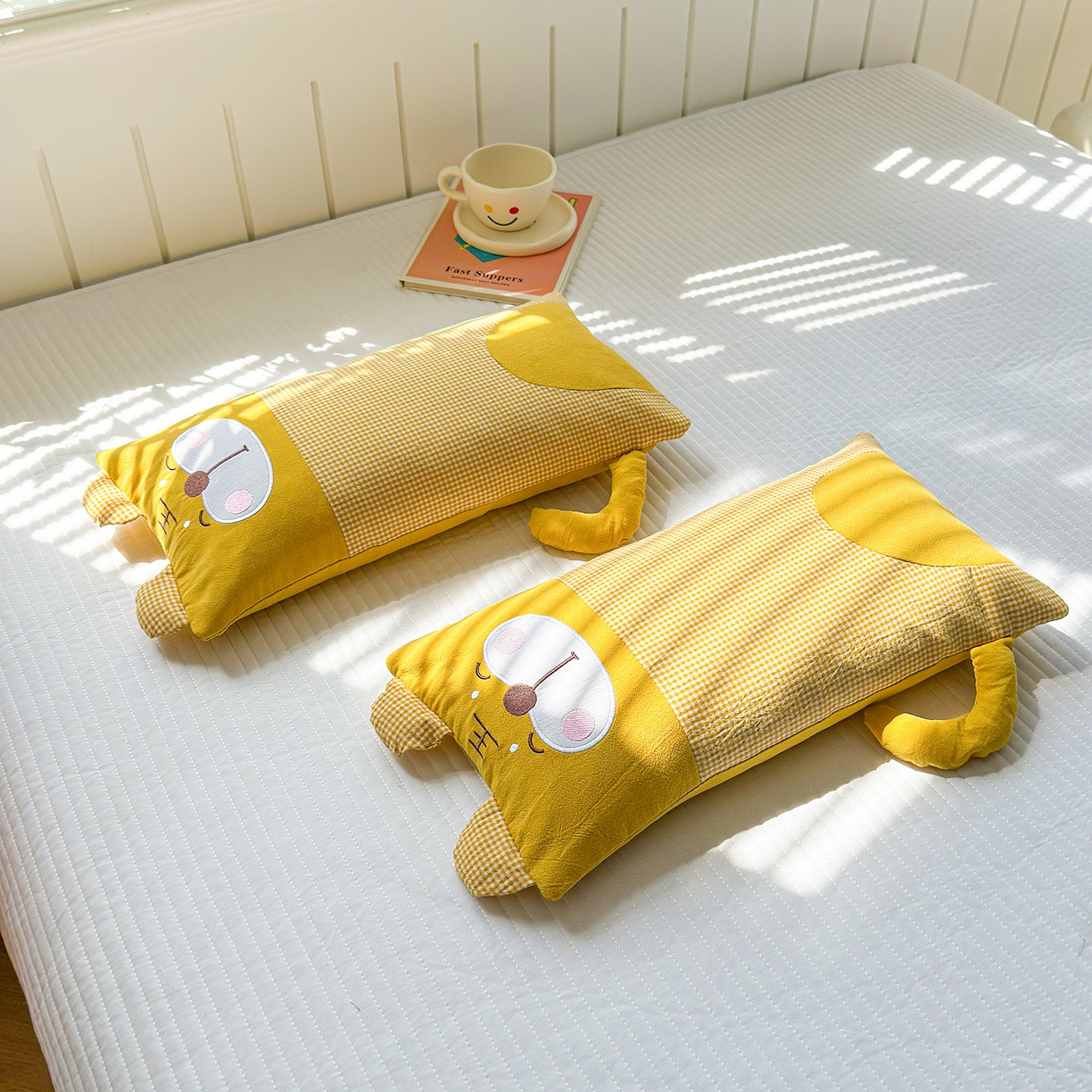 91家纺网 家纺一手货源 找家纺 梦叶草 2026新款全棉贴布绣荞麦枕 全棉贴布绣荞麦枕-小熊