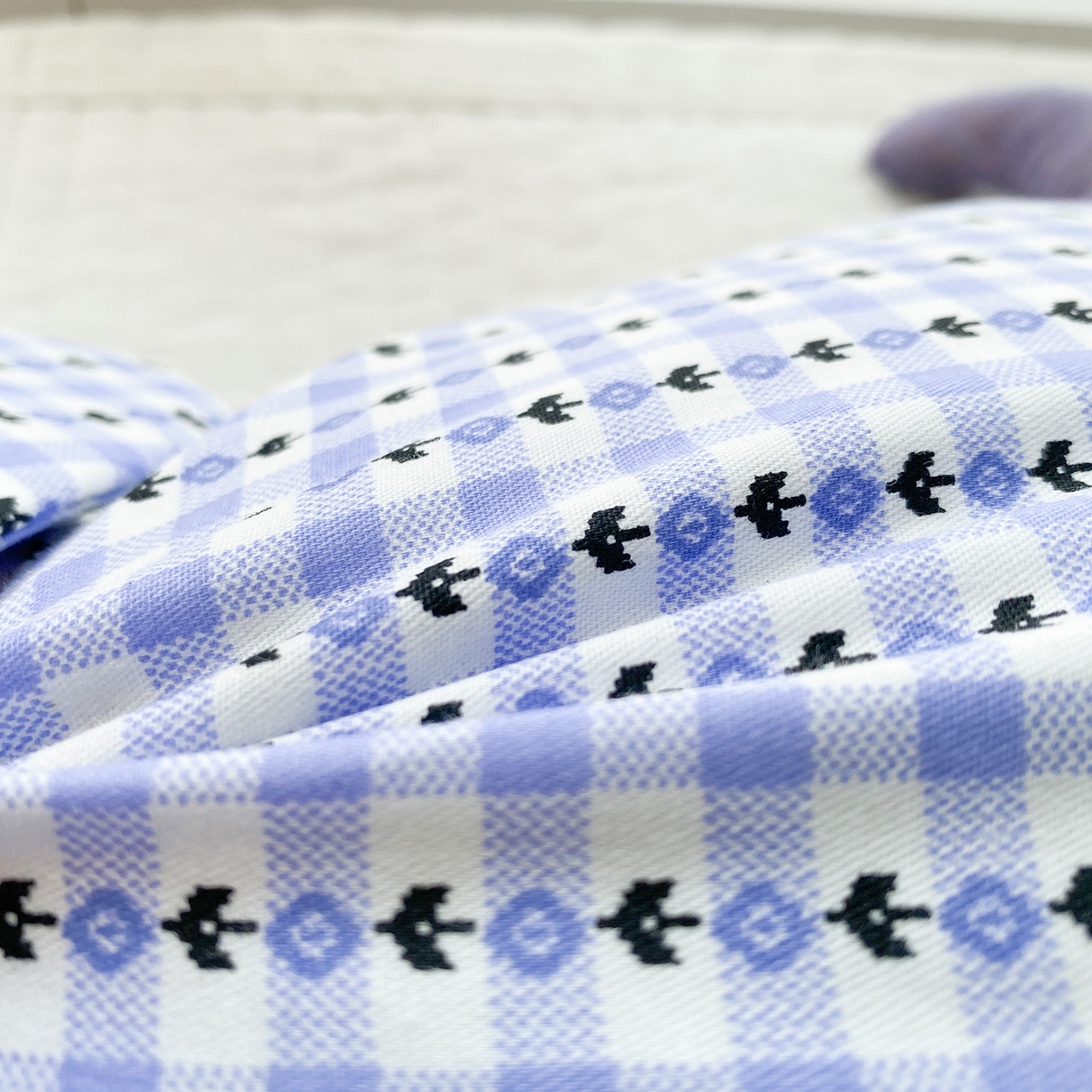 91家纺网 家纺一手货源 找家纺 梦叶草 2026新款全棉贴布绣福格鼠荞麦枕 福格鼠荞麦枕-紫蓝