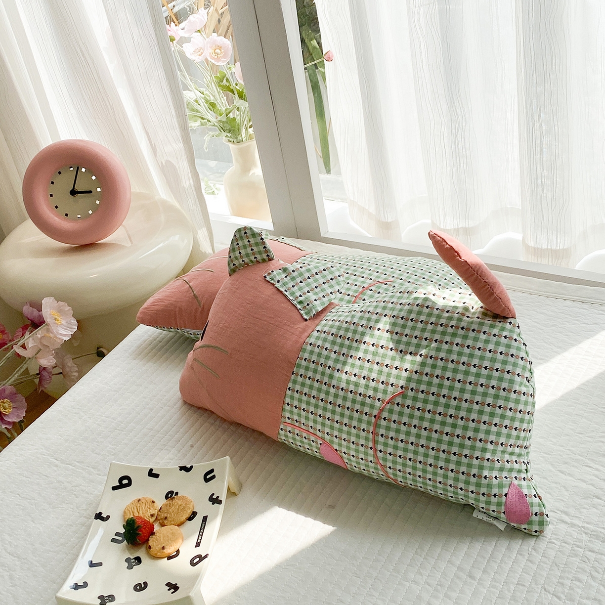 91家纺网 家纺一手货源 找家纺 梦叶草 2026新款全棉贴布绣福格鼠荞麦枕 福格鼠荞麦枕-橘绿