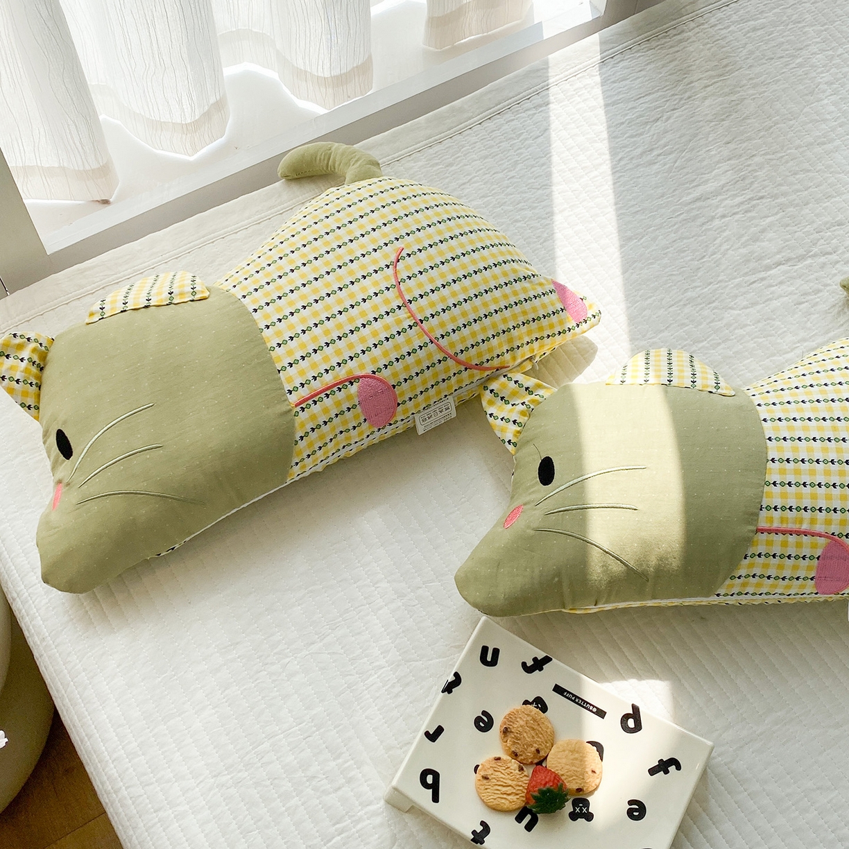 91家纺网 家纺一手货源 找家纺 梦叶草 2026新款全棉贴布绣福格鼠荞麦枕 福格鼠荞麦枕-绿黄