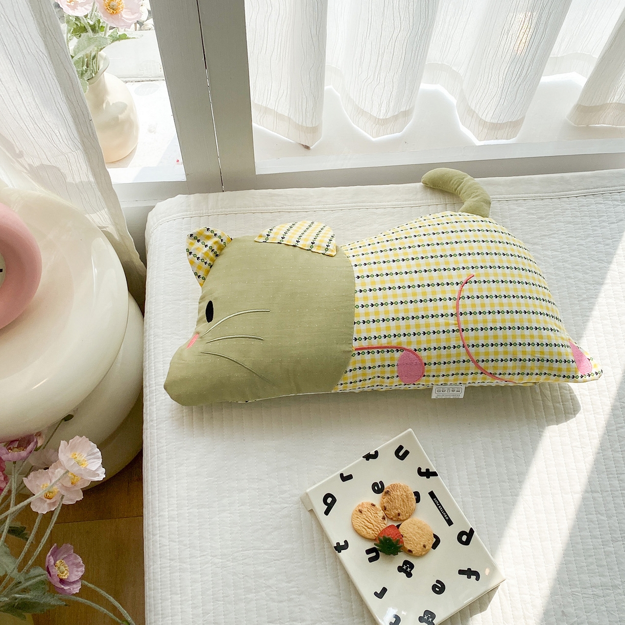 91家纺网 家纺一手货源 找家纺 梦叶草 2026新款全棉贴布绣福格鼠荞麦枕 福格鼠荞麦枕-绿黄