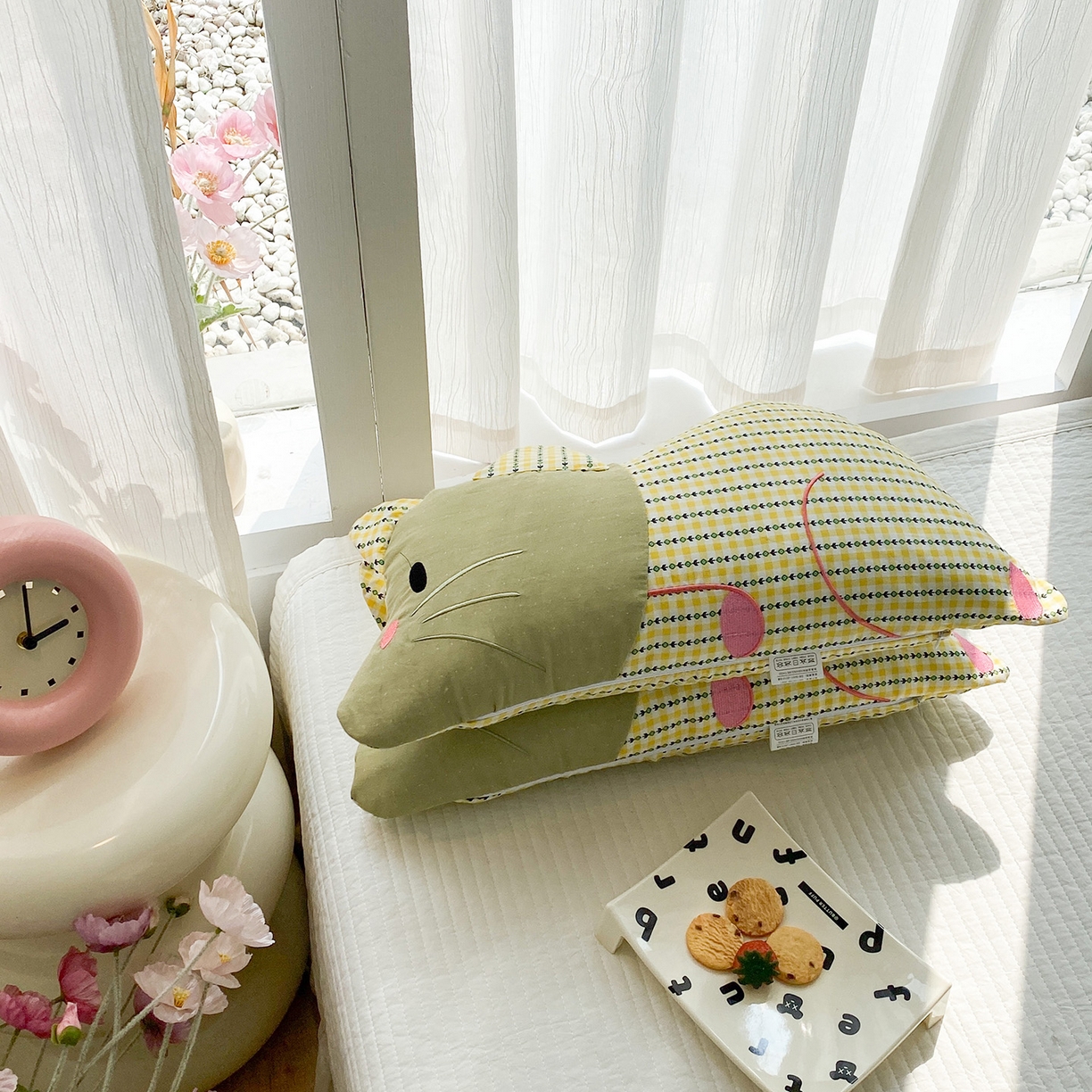91家纺网 家纺一手货源 找家纺 梦叶草 2026新款全棉贴布绣福格鼠荞麦枕 福格鼠荞麦枕-绿黄