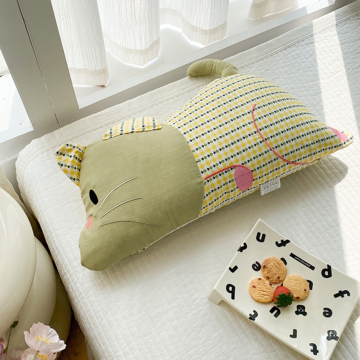 91家纺网 家纺一手货源 找家纺 梦叶草 2026新款全棉贴布绣福格鼠荞麦枕 福格鼠荞麦枕-绿黄