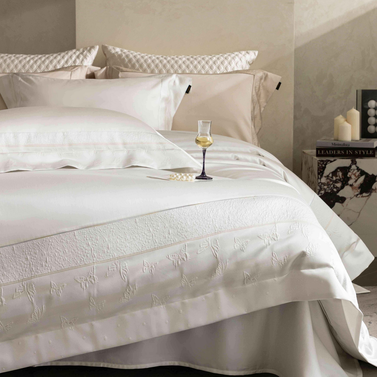 91家纺网 家纺一手货源 找家纺 （总）卡巴伦家纺 2026春夏新款全棉纯棉贡缎高精密提花边条款式四件套