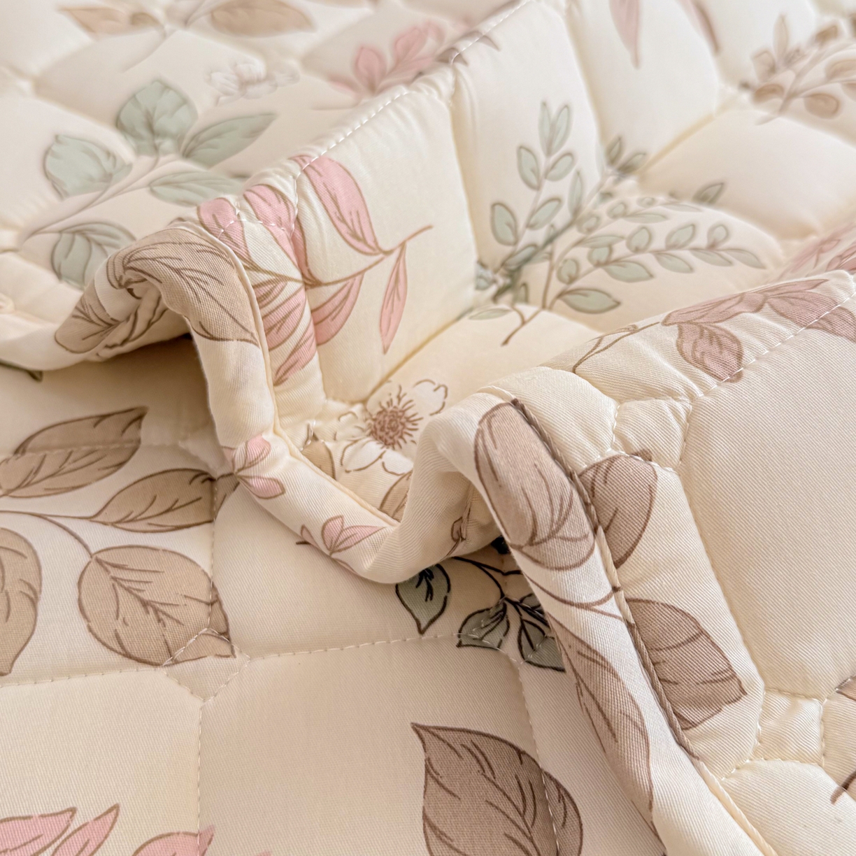 91家纺网 家纺一手货源 找家纺 雅萱家纺 2026新款全棉大豆夹棉床笠单品床笠床笠单件 洛克庄园红