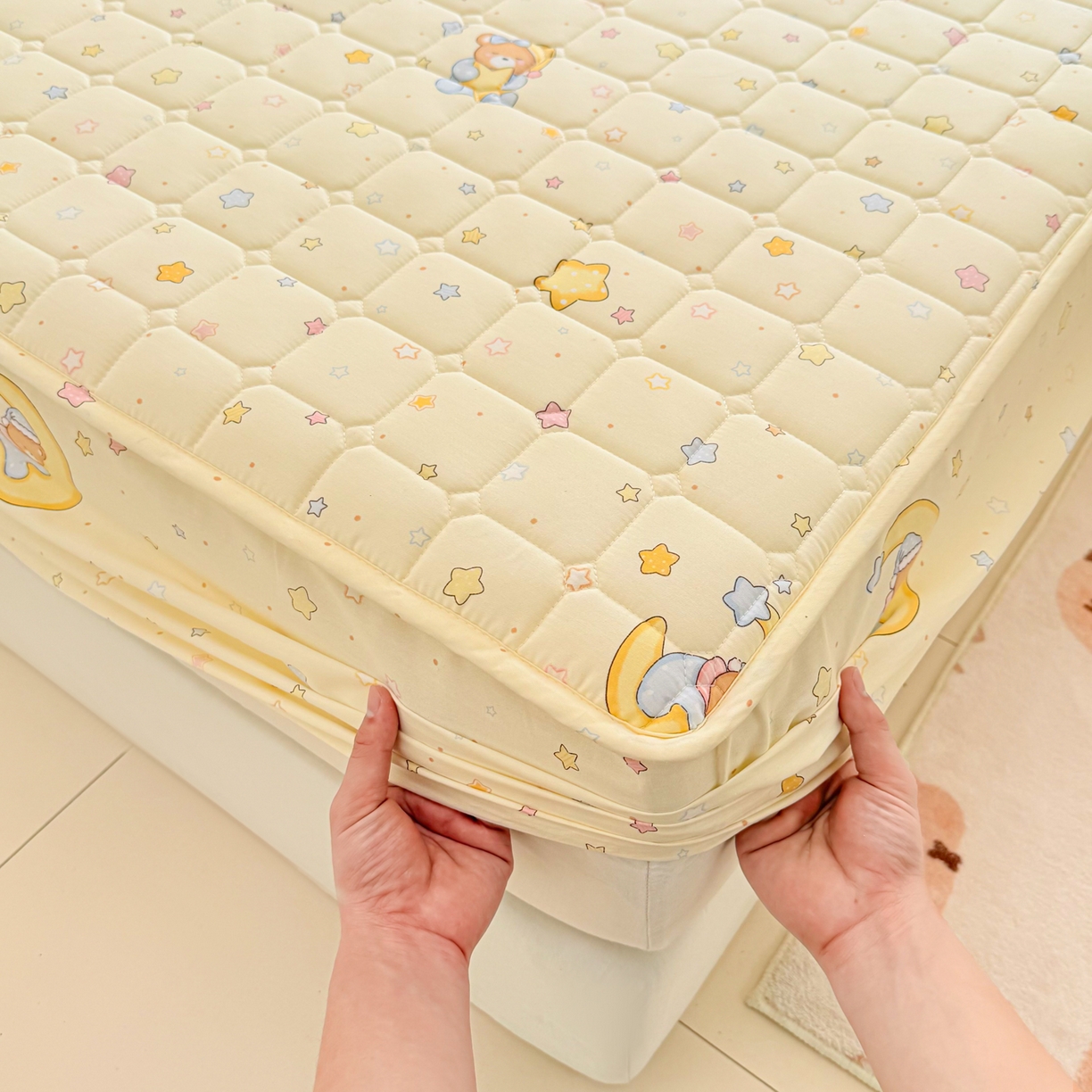 91家纺网 家纺一手货源 找家纺 雅萱家纺 2026新款全棉大豆夹棉床笠单品床笠床笠单件 睡梦熊