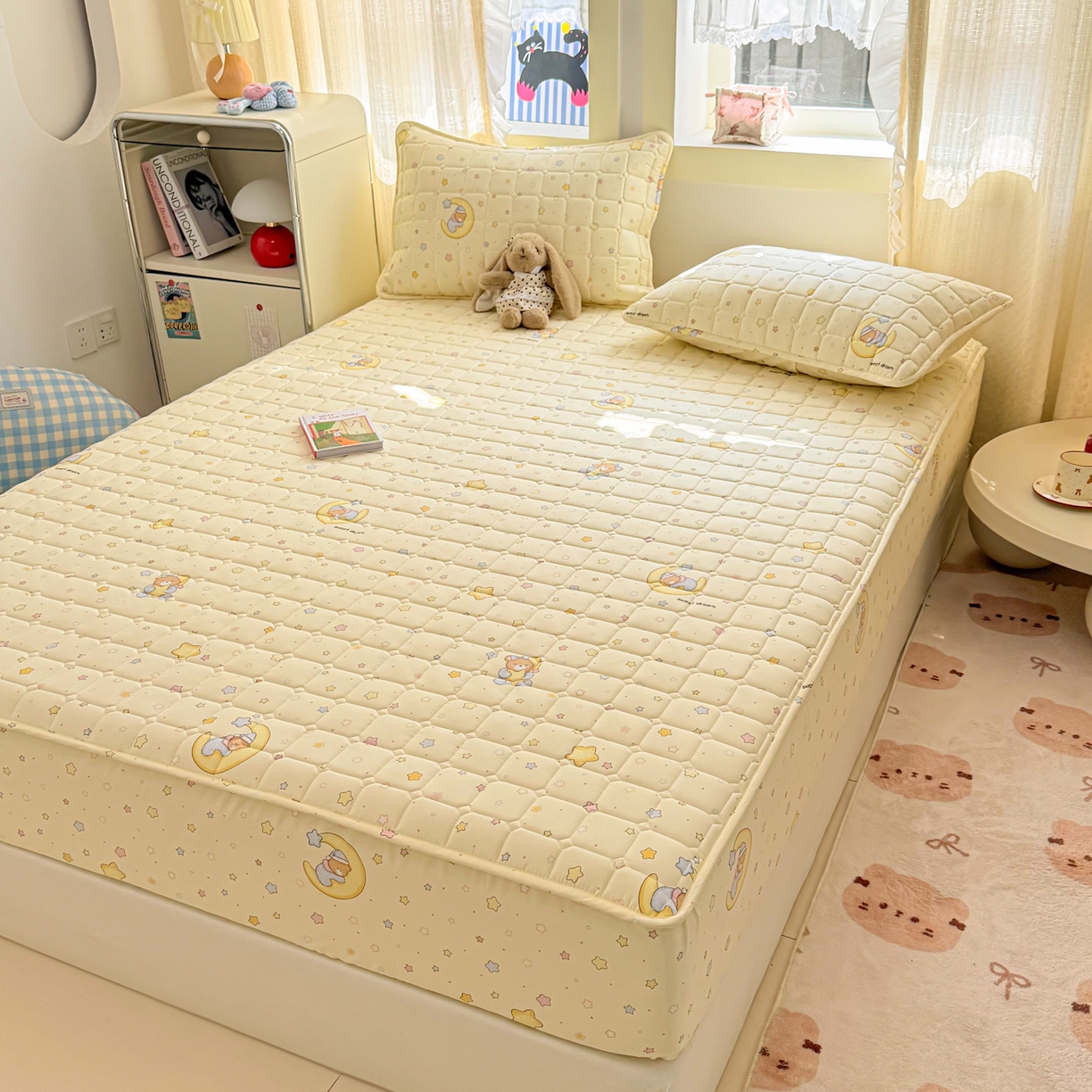 91家纺网 家纺一手货源 找家纺 雅萱家纺 2026新款全棉大豆夹棉床笠单品床笠床笠单件 睡梦熊