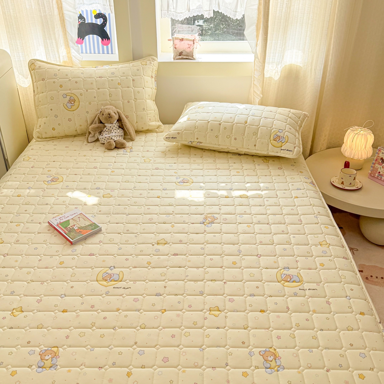 91家纺网 家纺一手货源 找家纺 雅萱家纺 2026新款全棉大豆夹棉床笠单品床笠床笠单件 睡梦熊