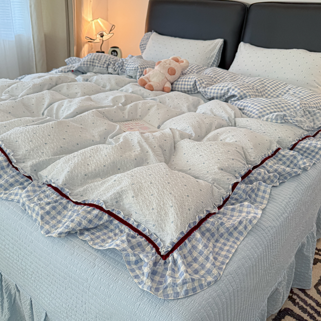 91家纺网 家纺一手货源 找家纺 子钦家纺 春夏新款提花泡芙棉立体双层花边简约韩系风床盖四件套-安娜 安娜-蓝小格