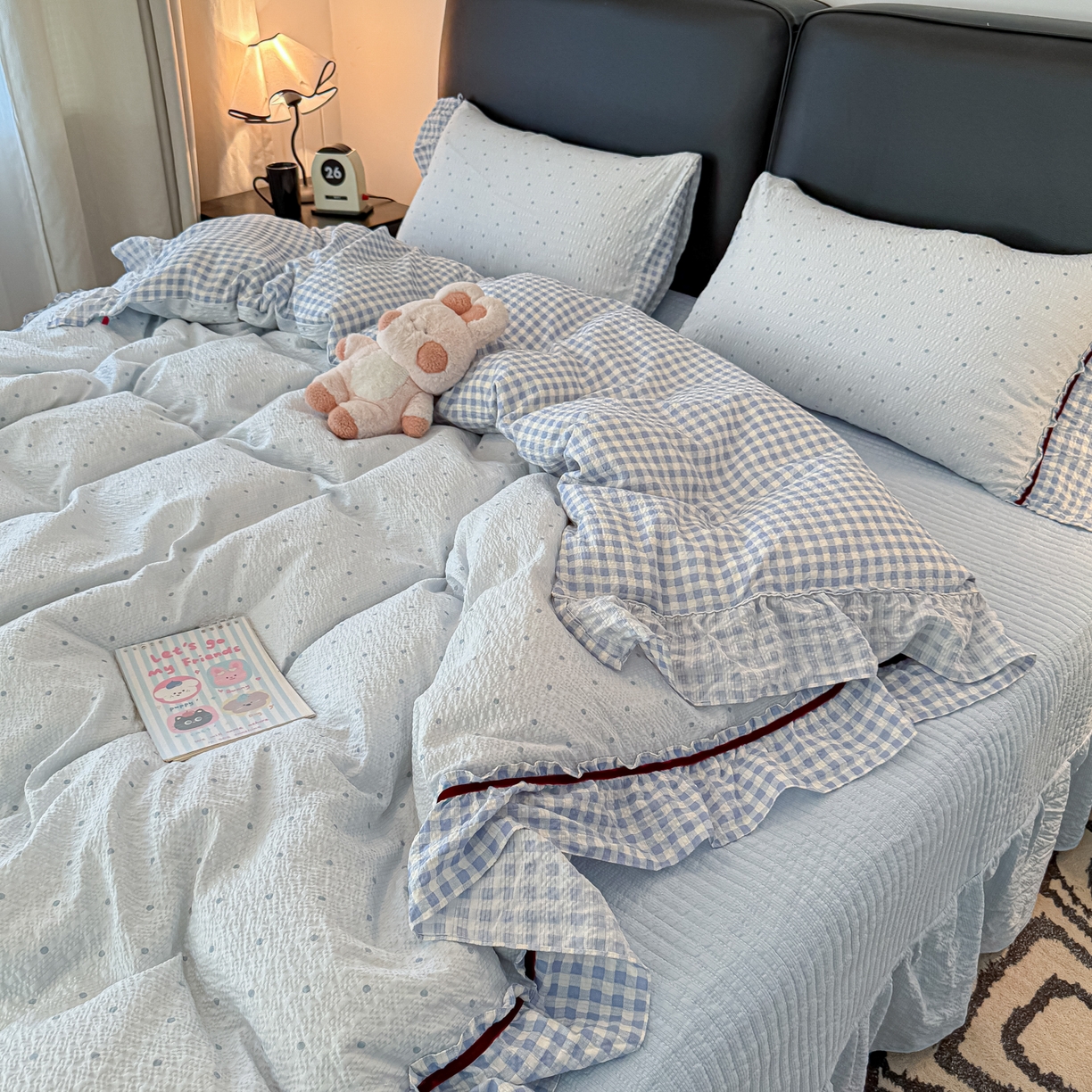 91家纺网 家纺一手货源 找家纺 子钦家纺 春夏新款提花泡芙棉立体双层花边简约韩系风床盖四件套-安娜 安娜-蓝小格