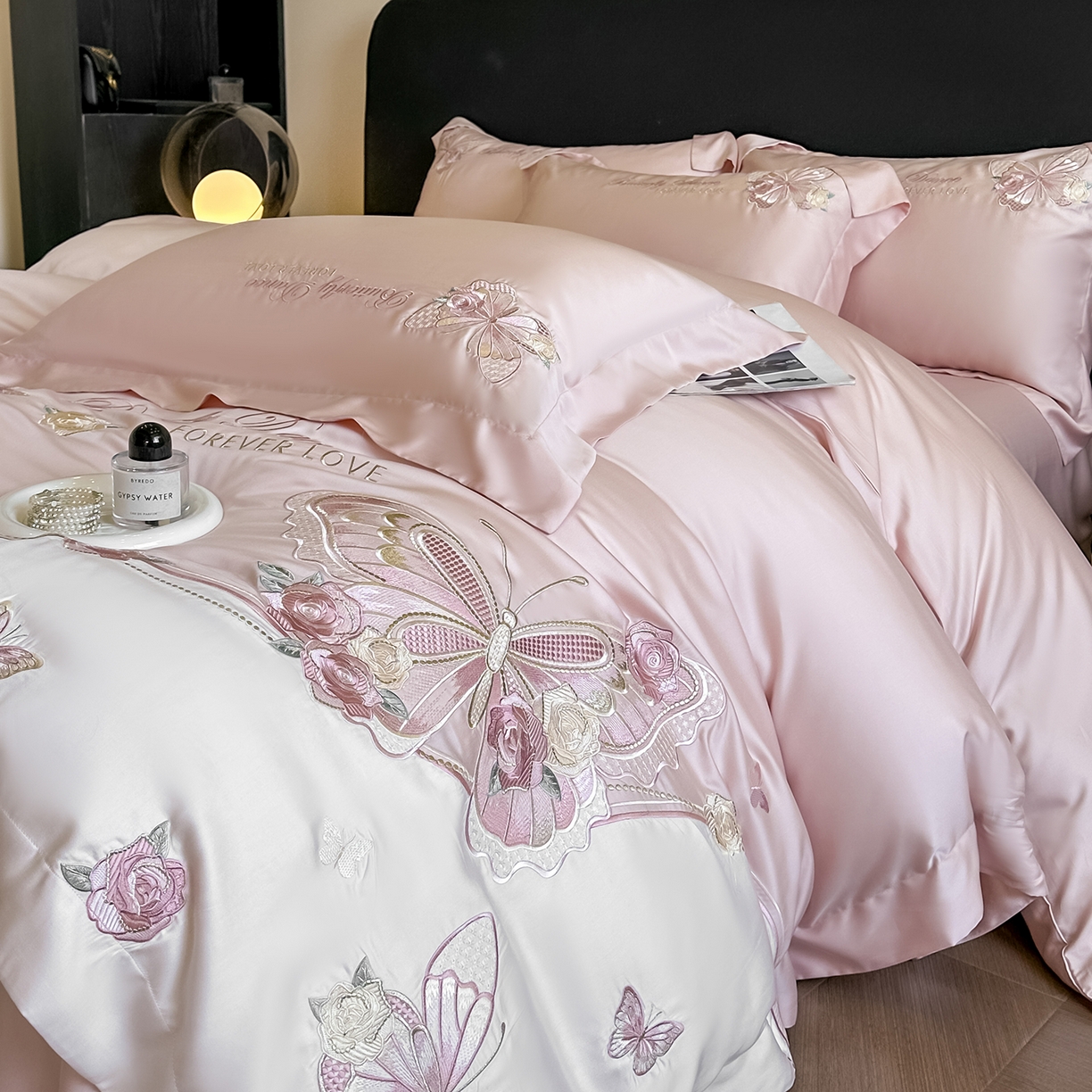 91家纺网 家纺一手货源 找家纺 （总）置顶家纺 2026新款水洗天丝刺绣四件套-伊水芙蓉