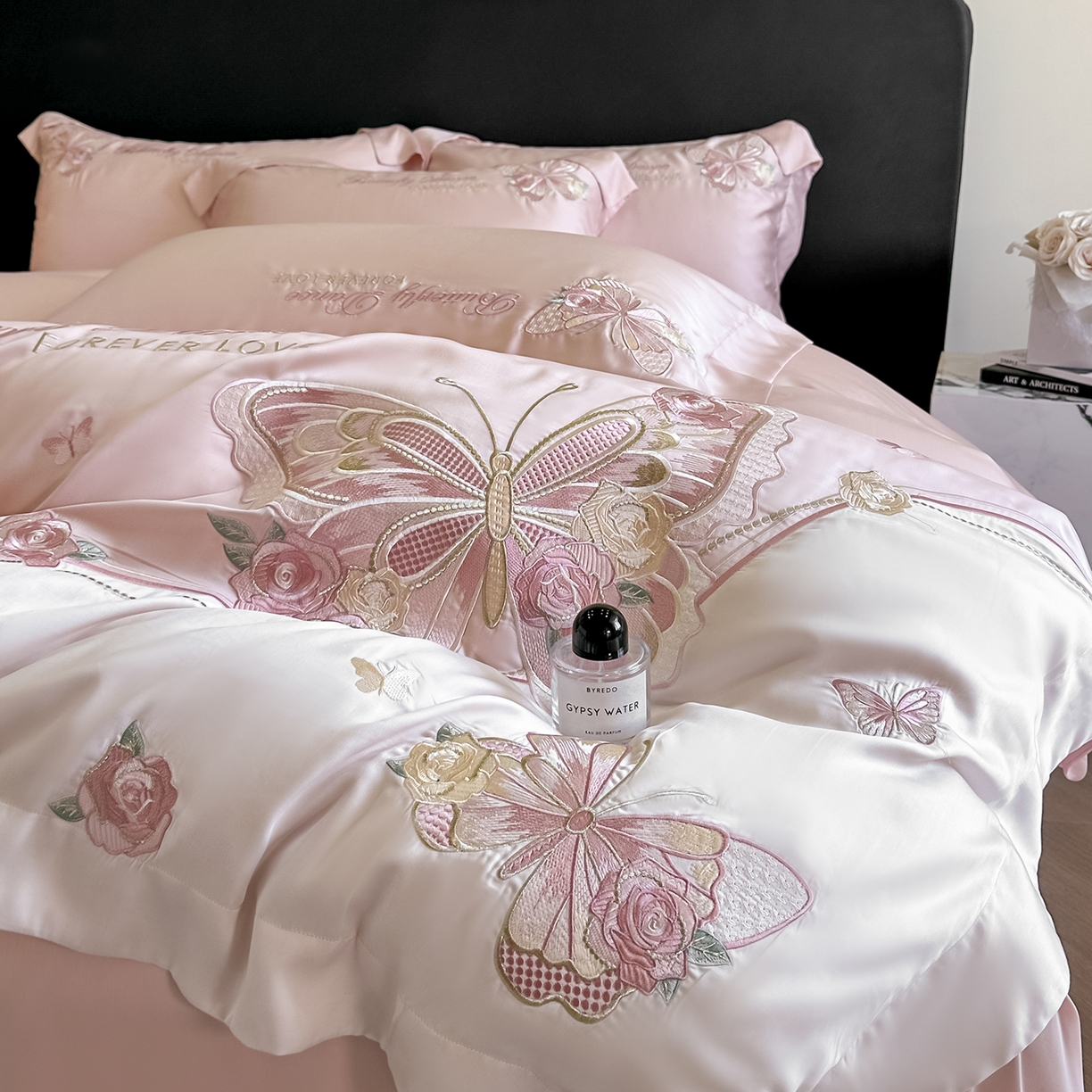 91家纺网 家纺一手货源 找家纺 （总）置顶家纺 2026新款水洗天丝刺绣四件套-伊水芙蓉