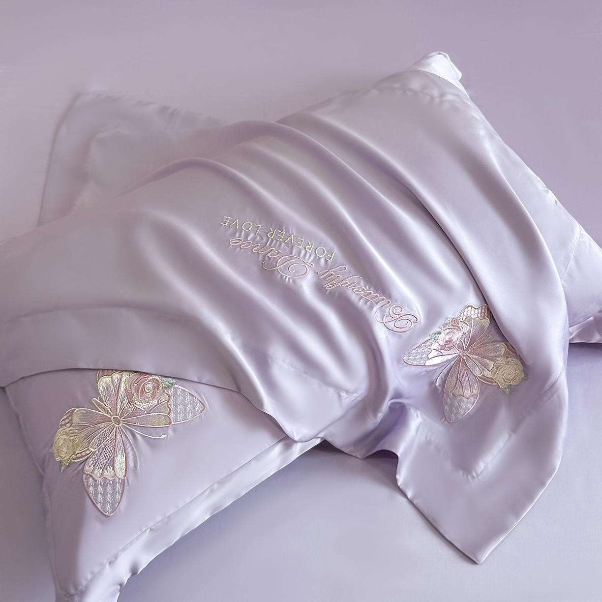 91家纺网 家纺一手货源 找家纺 置顶家纺 2026新款水洗天丝刺绣四件套-伊水芙蓉 伊水芙蓉-香芋紫