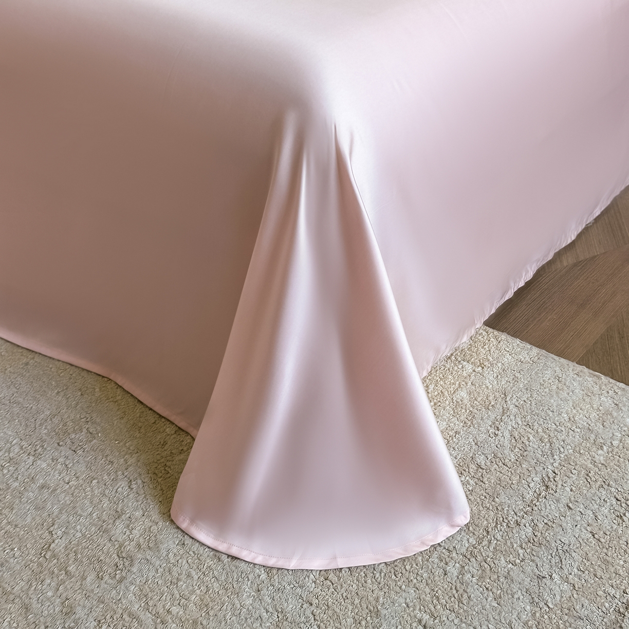 91家纺网 家纺一手货源 找家纺 置顶家纺 2026新款水洗天丝刺绣四件套-伊水芙蓉 伊水芙蓉-粉