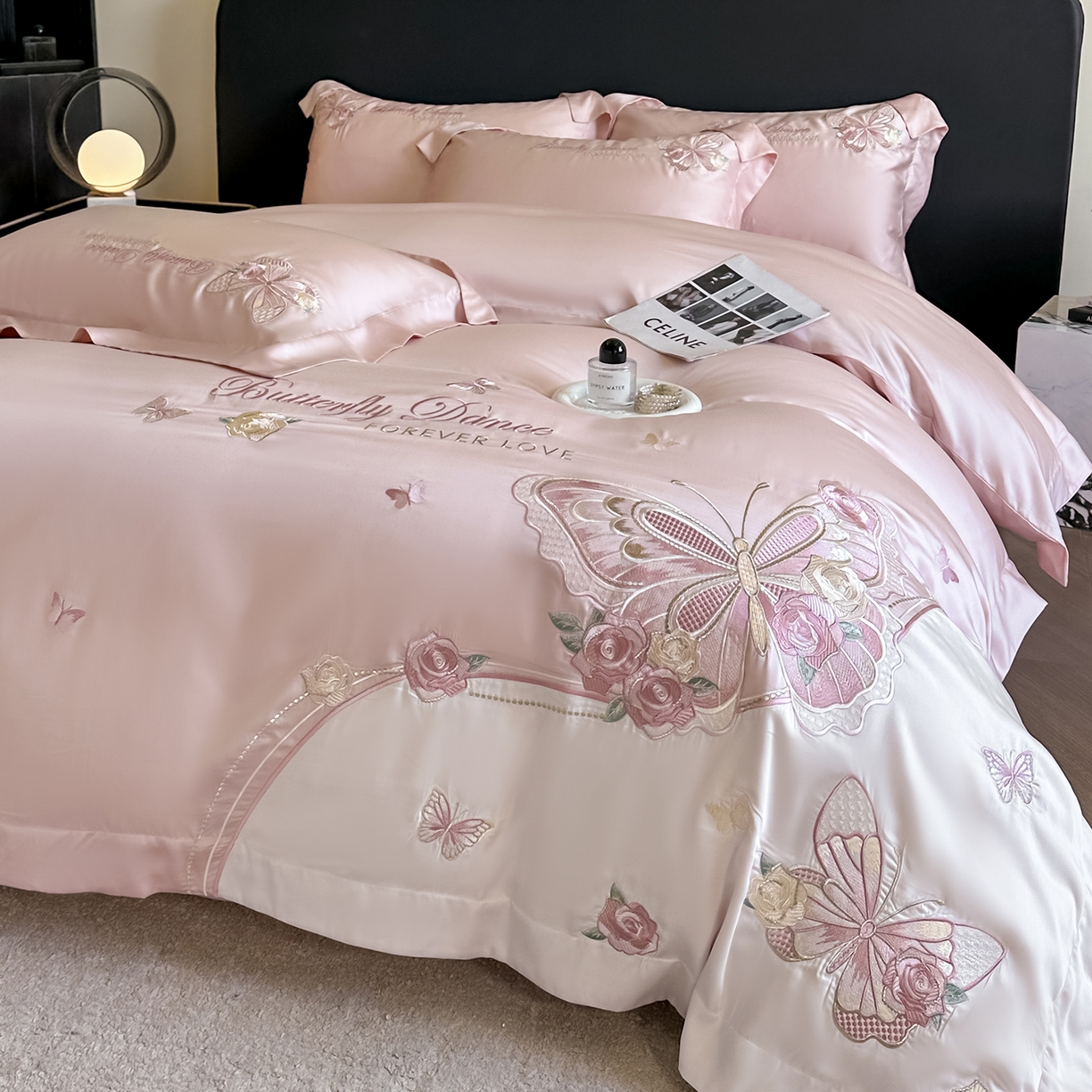 91家纺网 家纺一手货源 找家纺 置顶家纺 2026新款水洗天丝刺绣四件套-伊水芙蓉 伊水芙蓉-粉