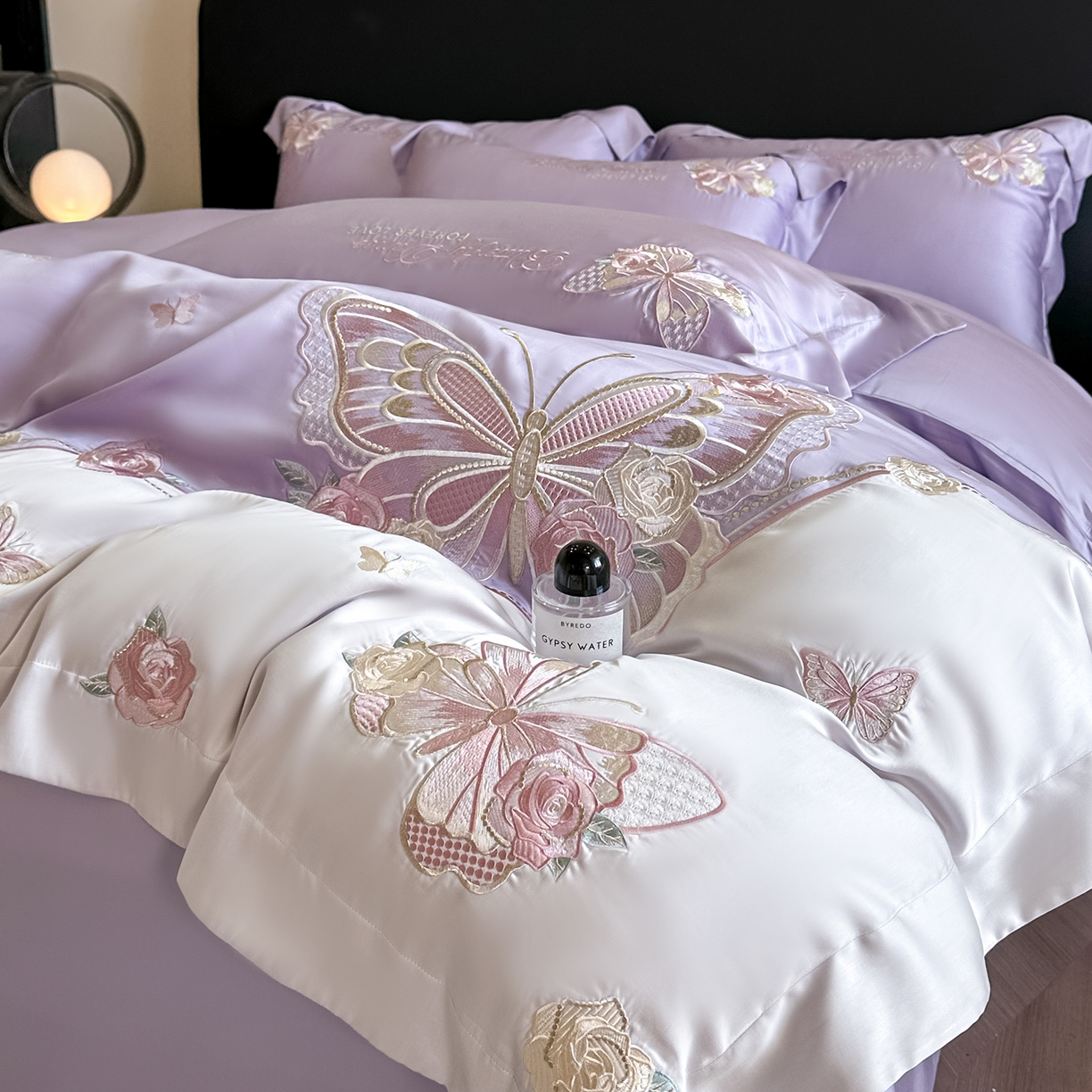 91家纺网 家纺一手货源 找家纺 置顶家纺 2026新款水洗天丝刺绣四件套-伊水芙蓉 伊水芙蓉-香芋紫