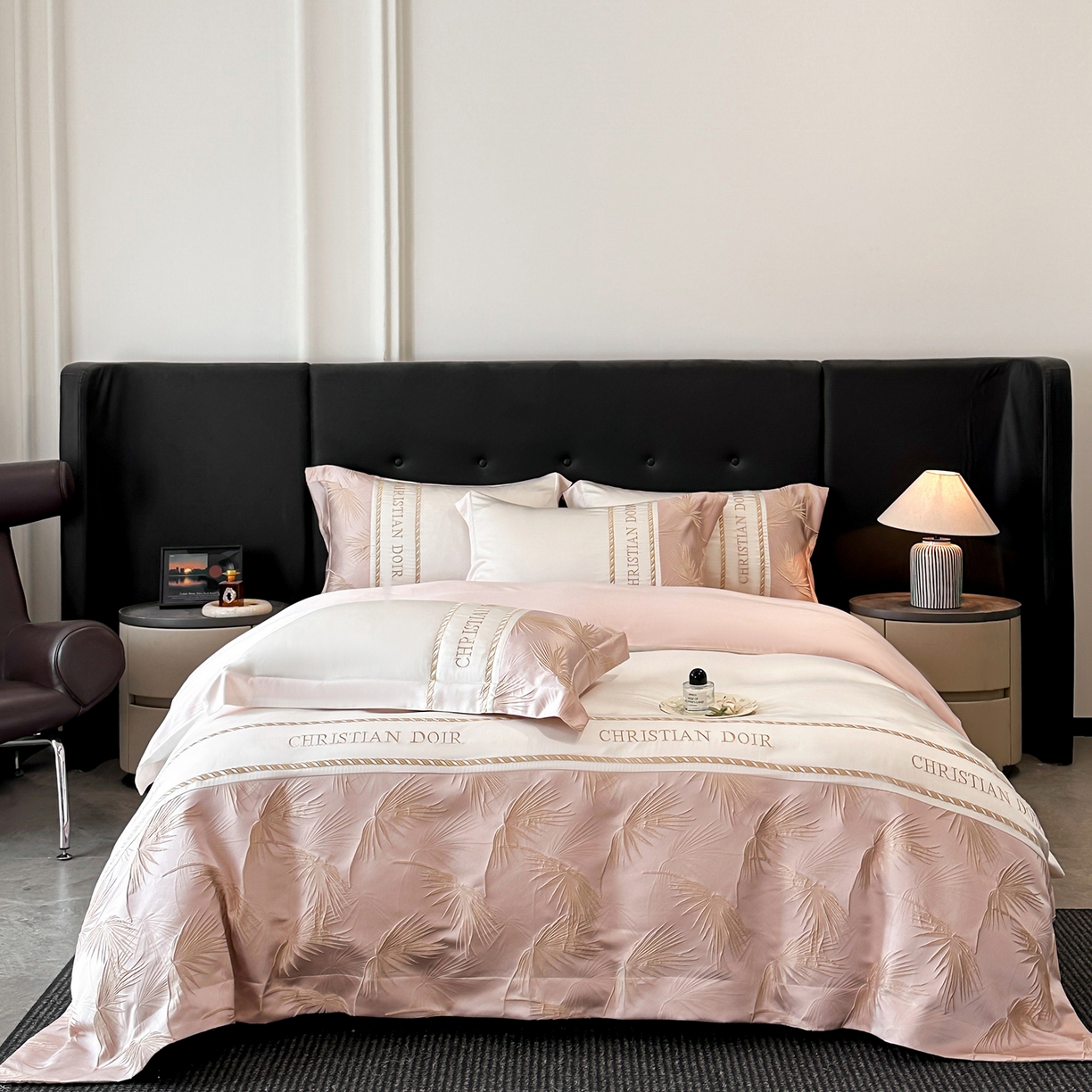 91家纺网 家纺一手货源 找家纺 （总）置顶家纺 2026新款水洗天丝提花刺绣四件套-妮可