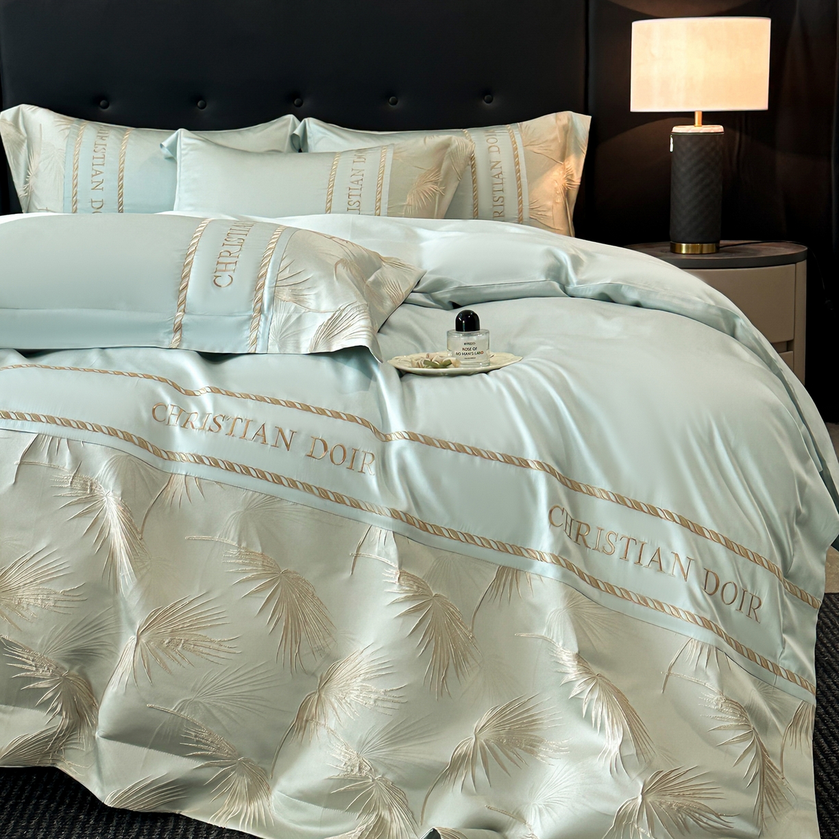 91家纺网 家纺一手货源 找家纺 置顶家纺 2026新款水洗天丝提花刺绣四件套-妮可 妮可-繁星蓝