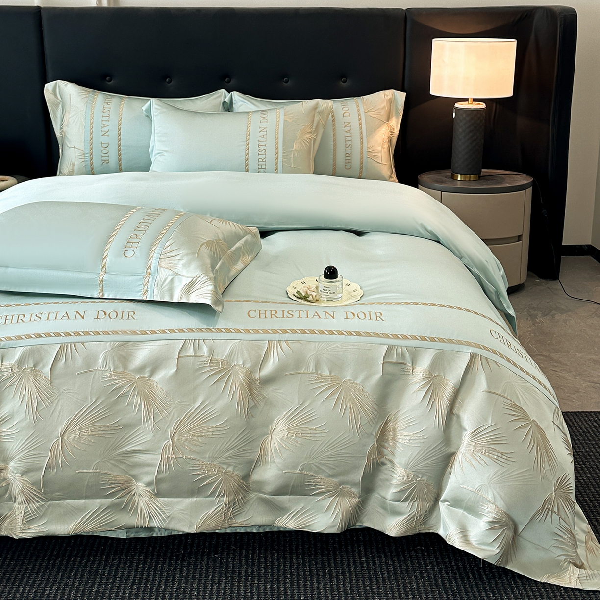 置顶家纺 2026新款水洗天丝提花刺绣四件套-妮可 妮可-繁星蓝