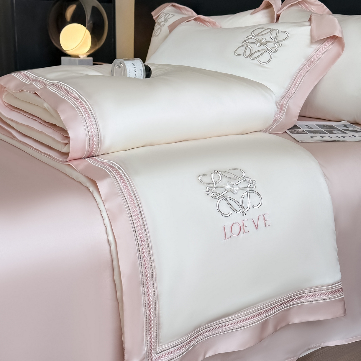 91家纺网 家纺一手货源 找家纺 （总）置顶家纺 2026新款水洗天丝夏被刺绣四件套-夏洛特