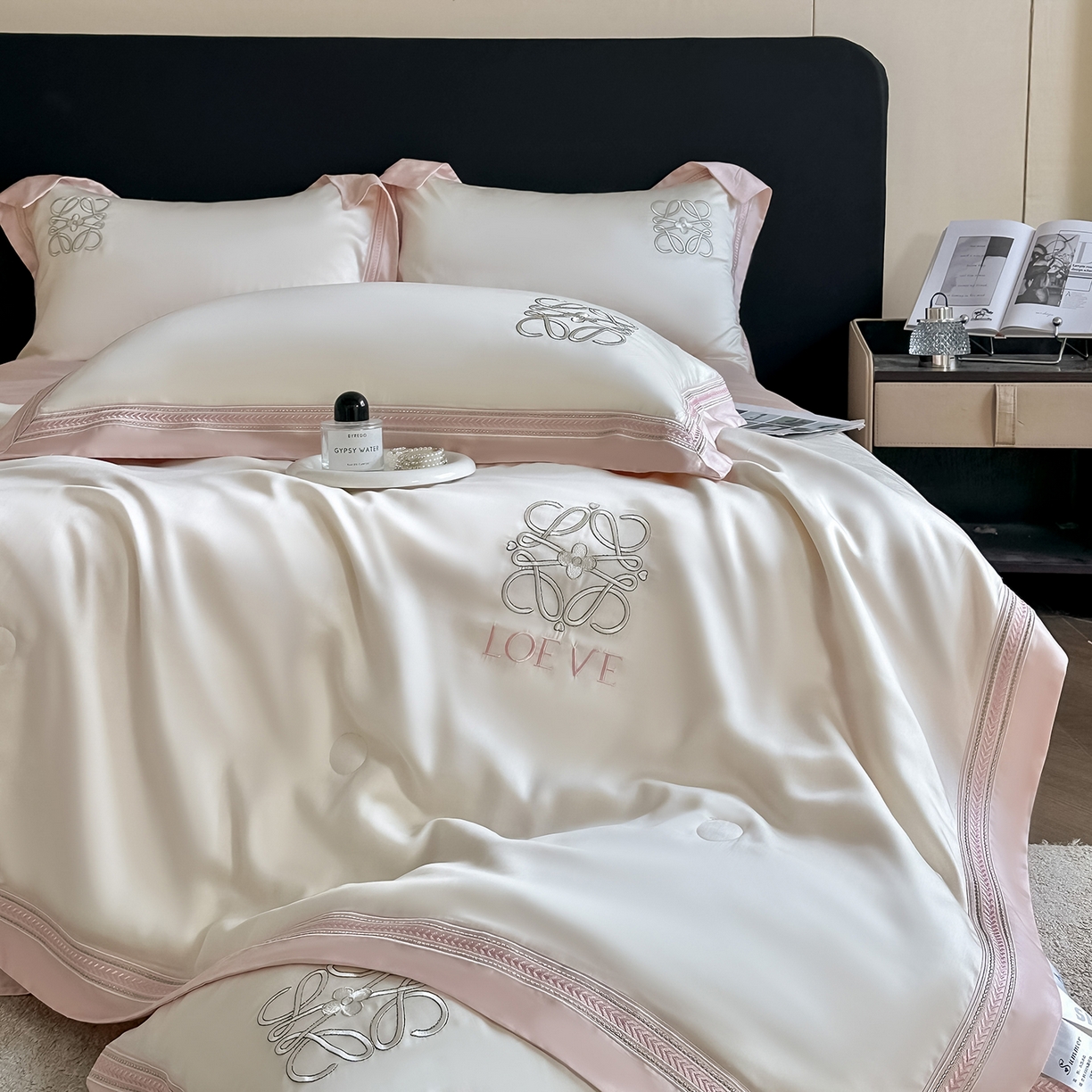 91家纺网 家纺一手货源 找家纺 （总）置顶家纺 2026新款水洗天丝夏被刺绣四件套-夏洛特