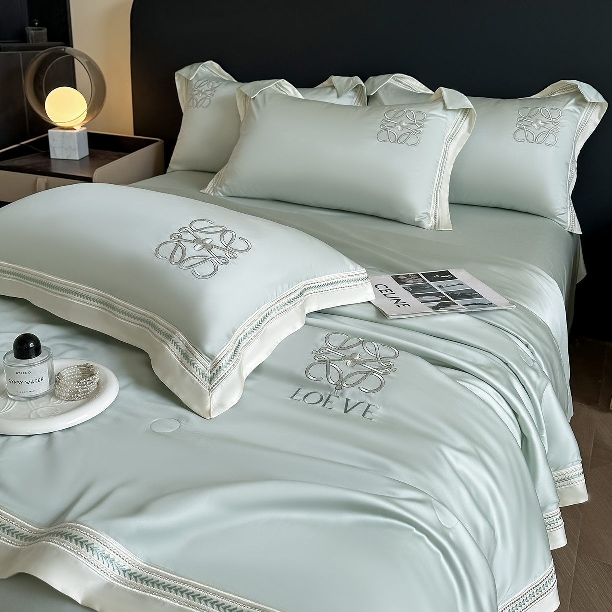 91家纺网 家纺一手货源 找家纺 置顶家纺 2026新款水洗天丝夏被刺绣四件套-夏洛特 夏洛特-繁星蓝