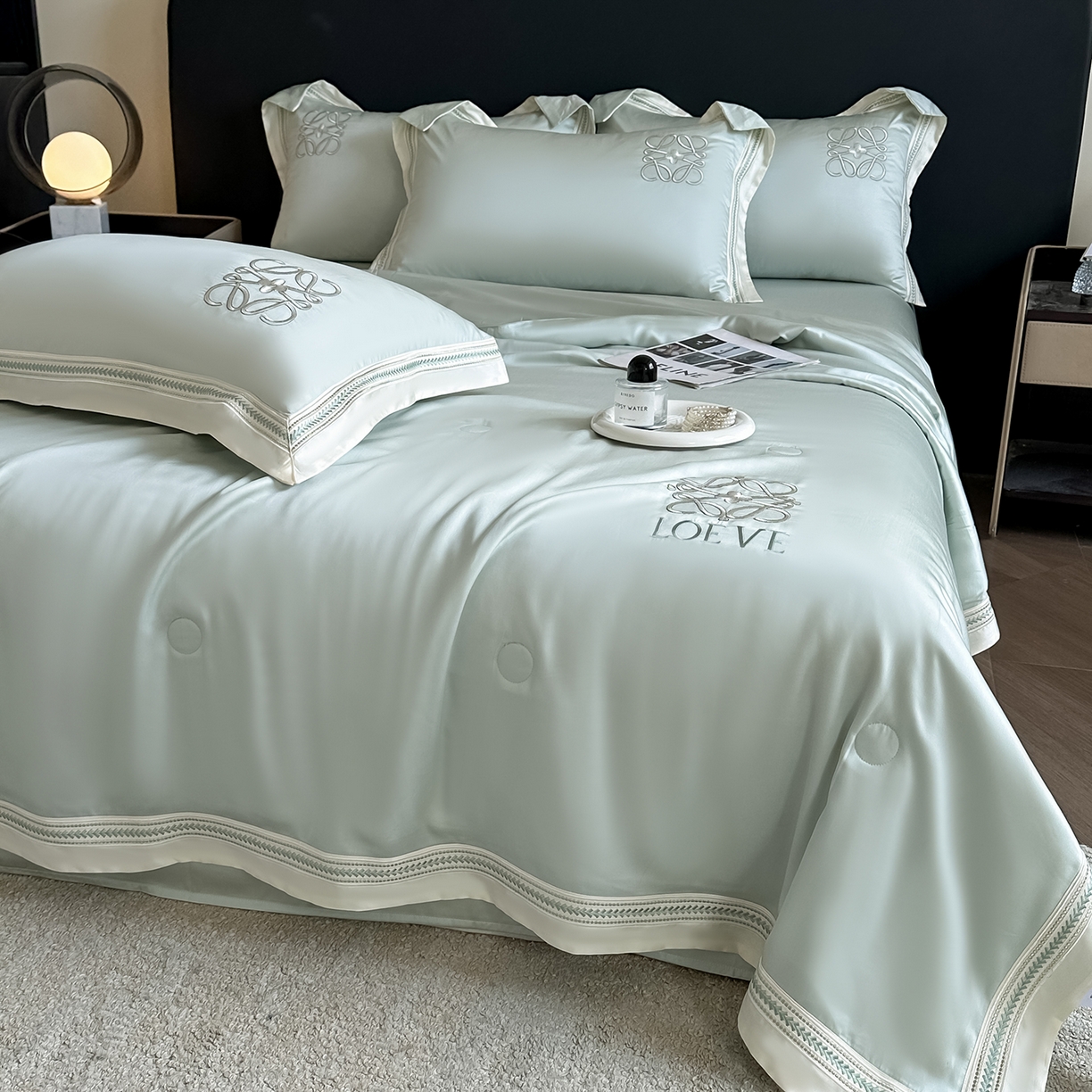 91家纺网 家纺一手货源 找家纺 置顶家纺 2026新款水洗天丝夏被刺绣四件套-夏洛特 夏洛特-繁星蓝