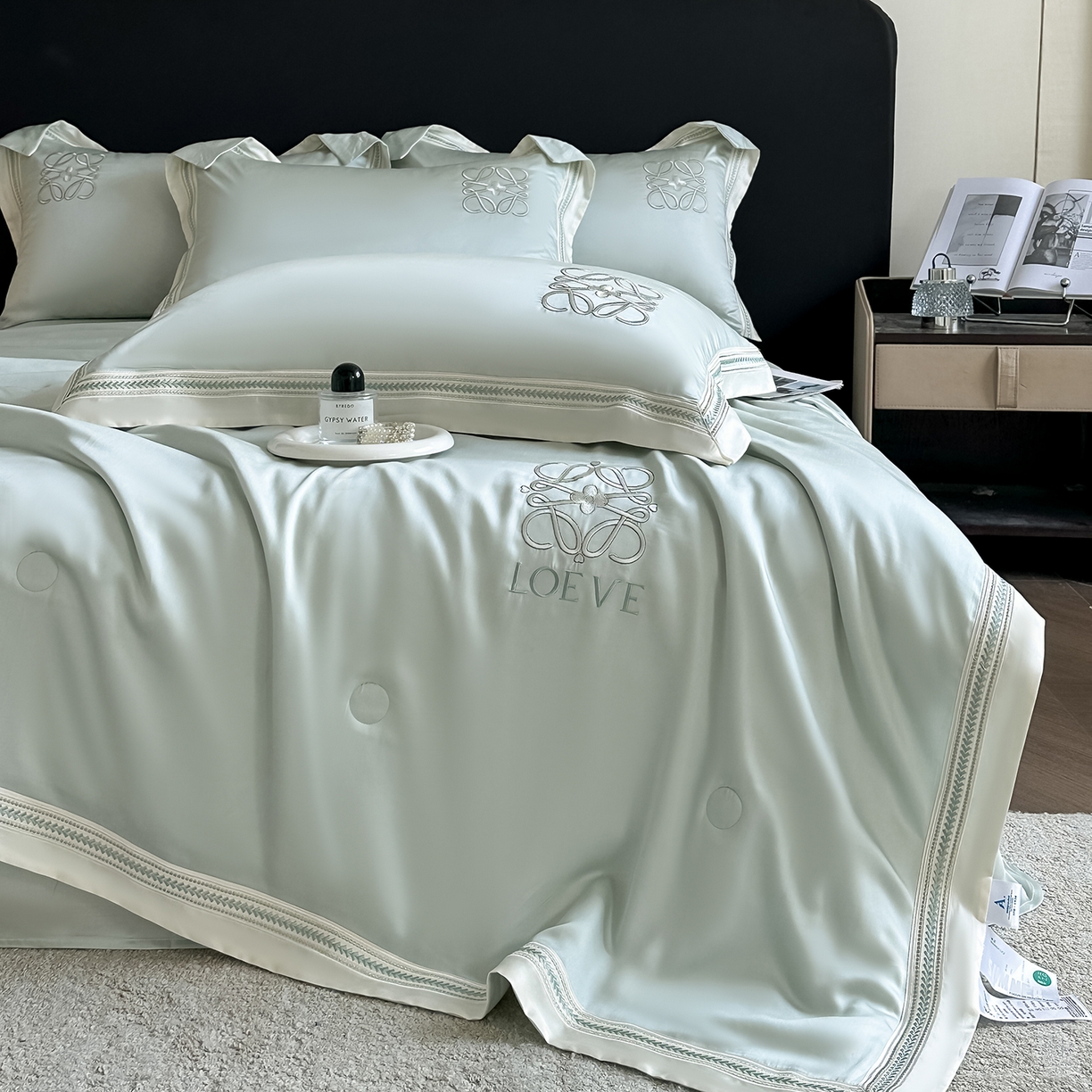 91家纺网 家纺一手货源 找家纺 置顶家纺 2026新款水洗天丝夏被刺绣四件套-夏洛特 夏洛特-繁星蓝