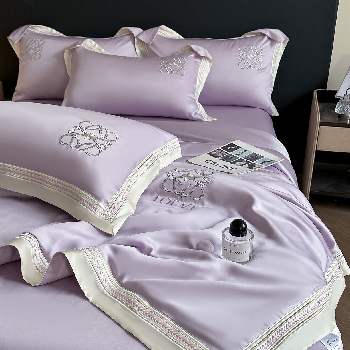 91家纺网 家纺一手货源 找家纺 置顶家纺 2026新款水洗天丝夏被刺绣四件套-夏洛特 夏洛特-香芋紫