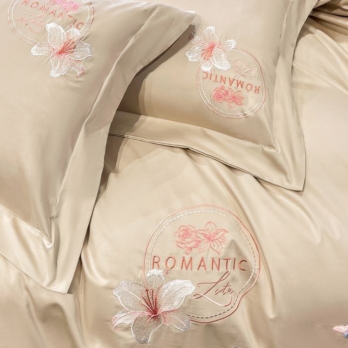 91家纺网 家纺一手货源 找家纺 桃园 新款纯棉全棉长绒棉刺绣绣花四件套  高端礼盒-倾城系列 倾城-香槟