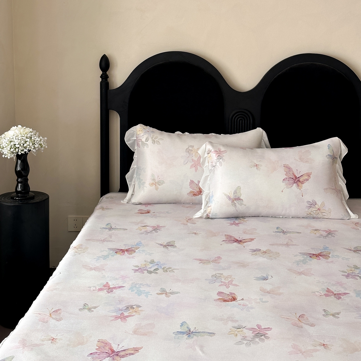 91家纺网 家纺一手货源 找家纺 三味舒屋 2026新款法式花庭系列冰丝席床裙款凉席席子 欧若拉