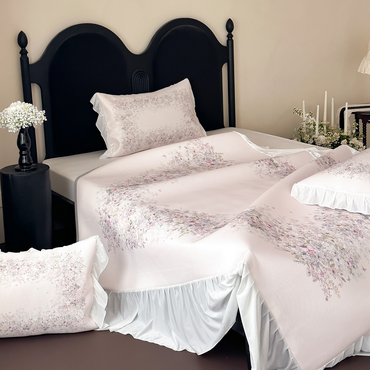 91家纺网 家纺一手货源 找家纺 三味舒屋 2026新款法式花庭系列冰丝席床裙款凉席席子 莫妮卡